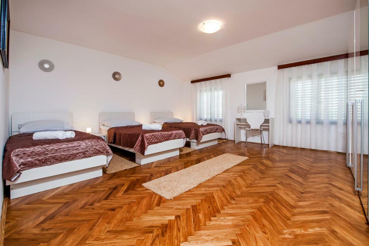 Apartment Valentina Rovinj Exterior photo