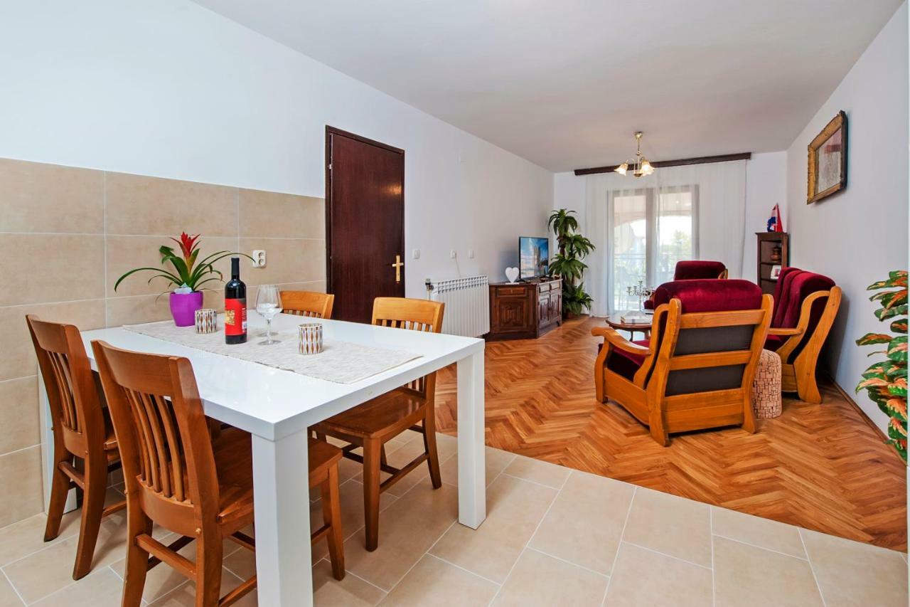 Apartment Valentina Rovinj Exterior photo